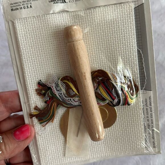 Holiday Time Counted Cross Stitch Kit Christmas Ornaments Vintage Craft DIY - Picture 2 of 5